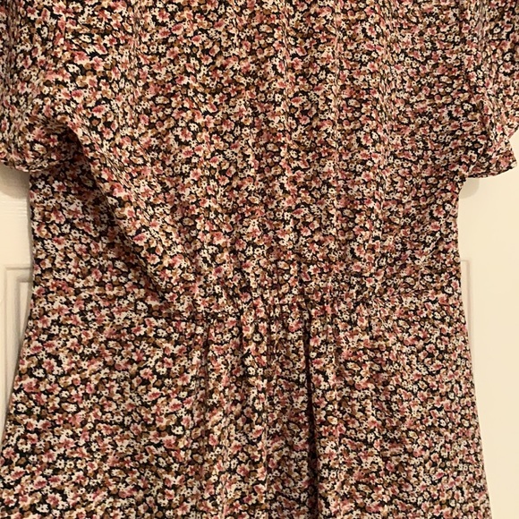 Small Umgee multi-colored floral dress - Picture 3 of 5